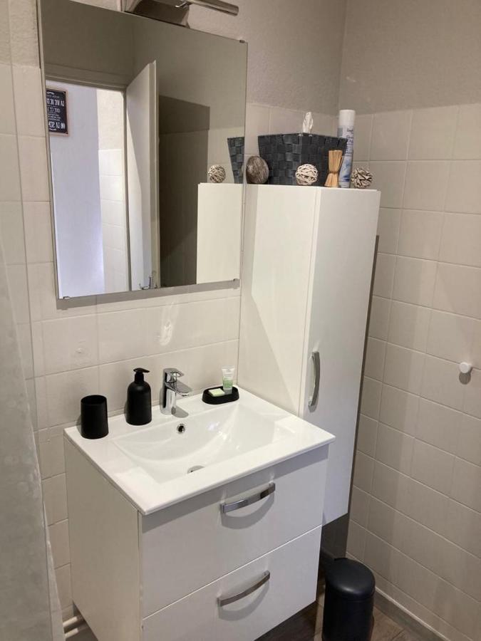 Appartement Calme Et Bien Situe Tarbes Luaran gambar