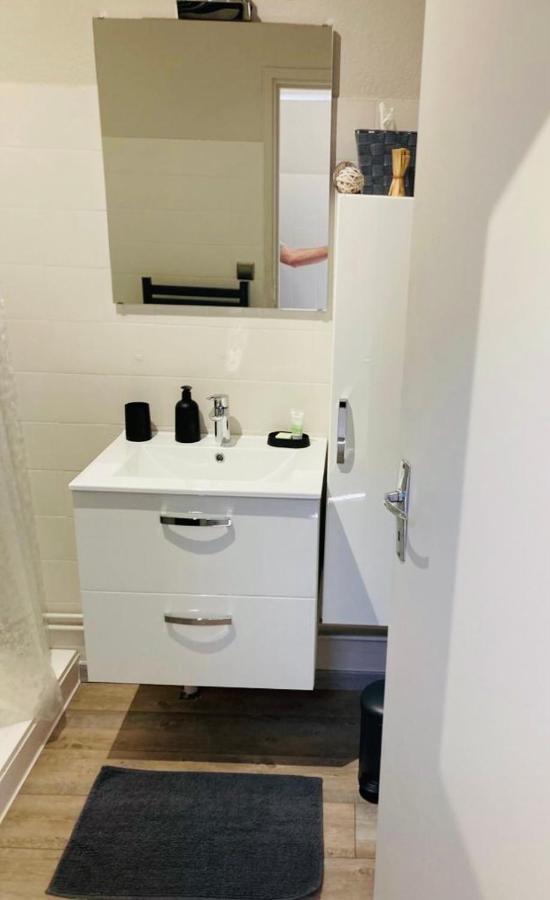 Appartement Calme Et Bien Situe Tarbes Luaran gambar